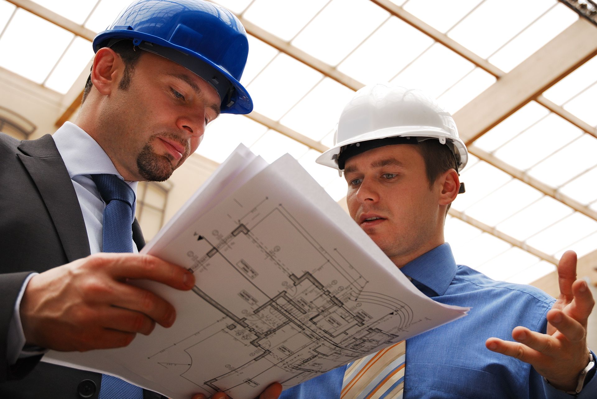 Construction professionals managing enquiries with an AI virtual receptionist